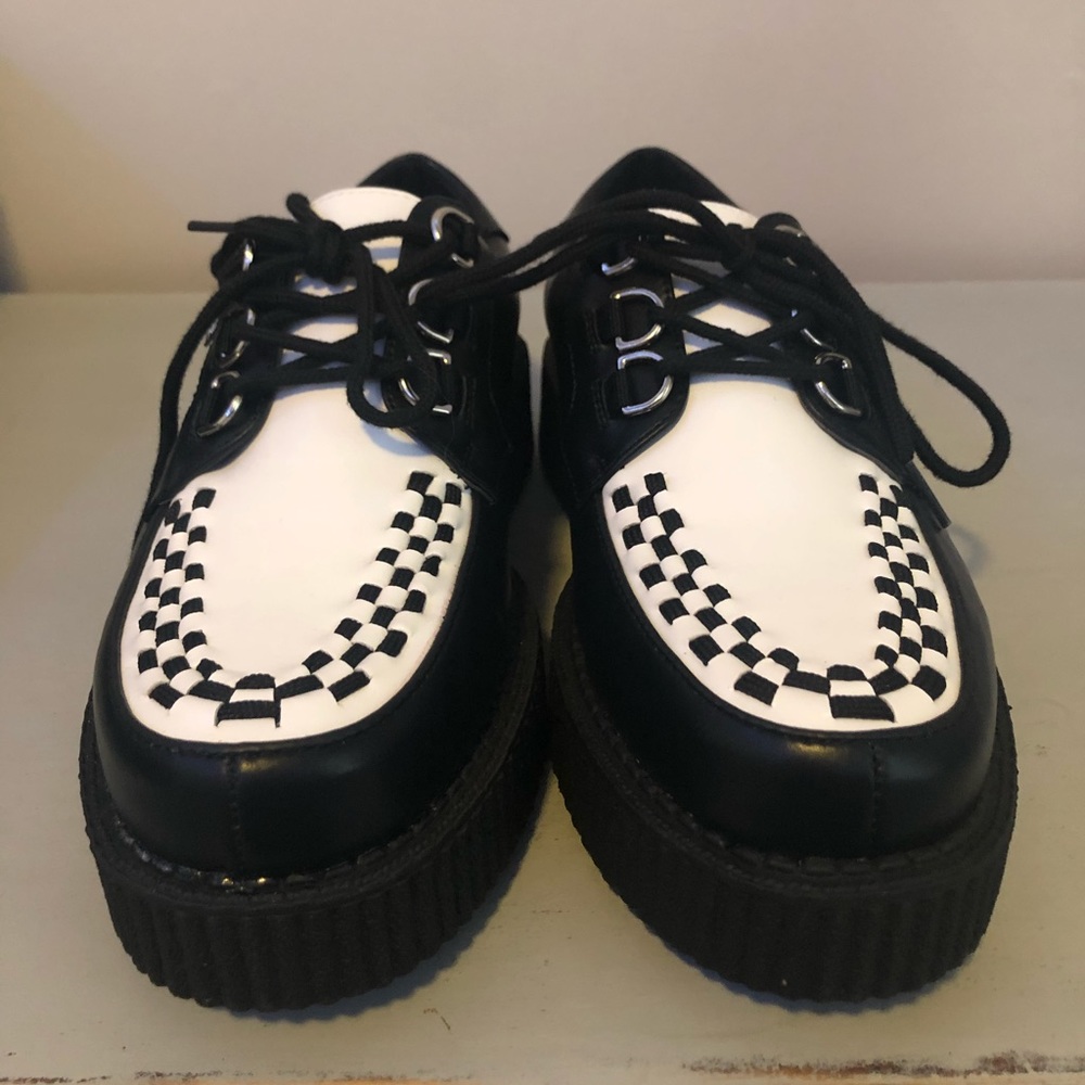 T.U.K. Creepers